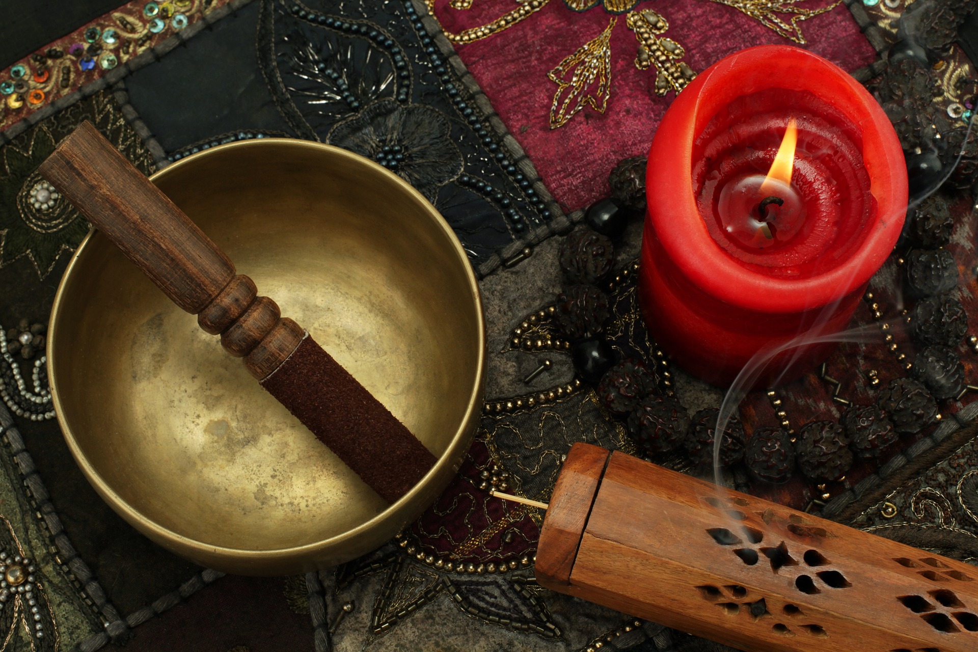 singing-bowl-4749810_1920